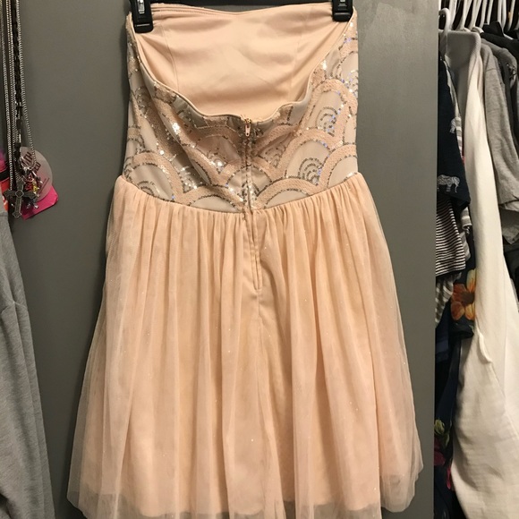 Light pink sparkle dress size 9 - Picture 2 of 3